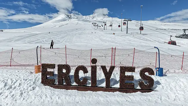 Erciyes'te sezon uzadı!