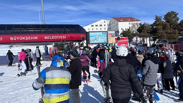 Erciyes'te yaklaşık yüzde 70 zam geldi!