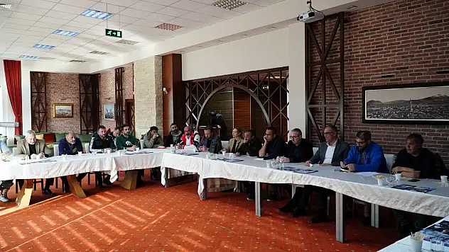 Erciyes'te yeni sezon öncesi esnafla buluşma