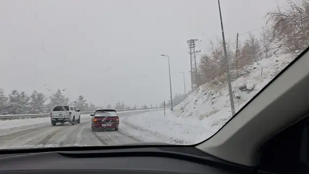 Erciyes'te yoğun kar yağışı – Sezon erken mi açılacak?