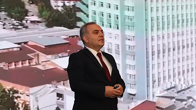 Erciyes Üniversitesi için dikkat çeken sunum… Rektör Fatih Altun projeleri tek tek açıkladı