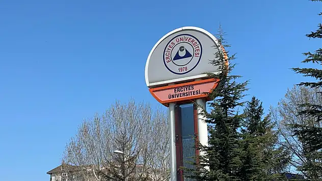 Erciyes Üniversitesi'nde yemekhane hizmeti yeniden başladı!