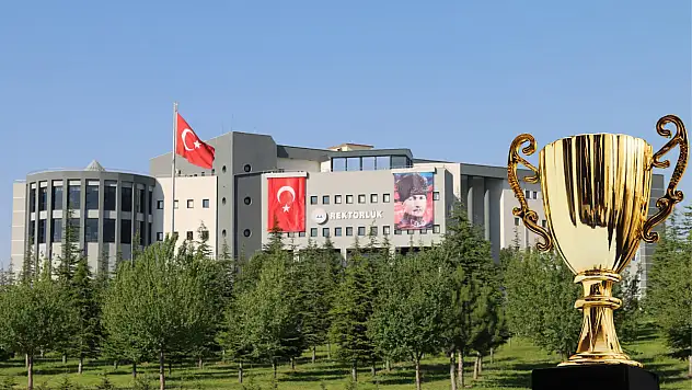 Erciyes Üniversitesi'nden 31 bilim insanı Dünya sıralamasına girdi: Gururlandıran başarı!