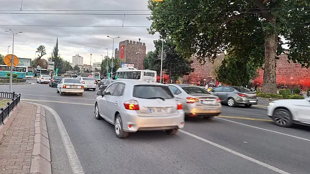 Erciyes Üniversitesi'ne araçla giriş ücretli mi?