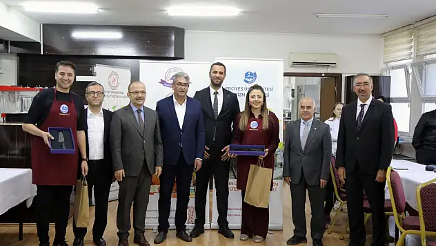 Erciyes Üniversitesi'nin o bölümüne ilk kez öğrenci alınmıştı: O öğrenciler önlüklerini giydi!