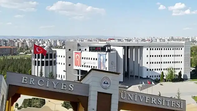 Erciyes Üniversitesi ve Kayseri Üniversitesi rektörlerini bekliyor: Gözler Resmi Gazete'de...