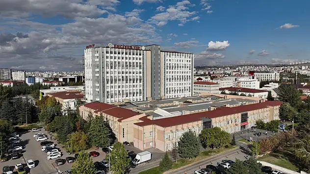 Erciyes Üniversitesi yine bir ilke imza attı – Dünya sahnesinde!