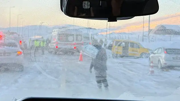 Erciyes yolunda kaza – Yol ulaşıma kapandı mı?