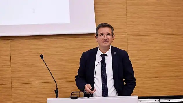 ERÜ'de stratejik görevlendirme: O isim merkez müdürlüğüne atandı!