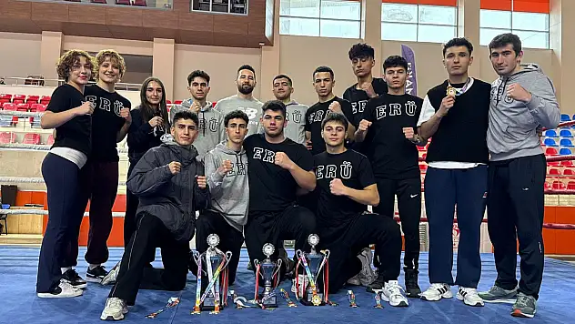 ERÜ'lü sporcular Burdur'dan şampiyonlukla döndü