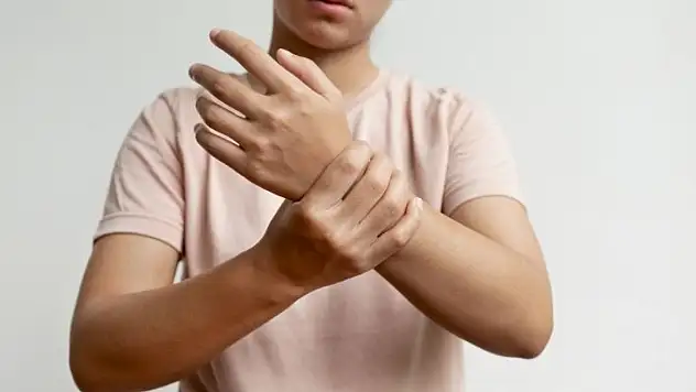 ERÜ'lü uzman uyardı: İnme belirtilerini göz ardı etmeyin!