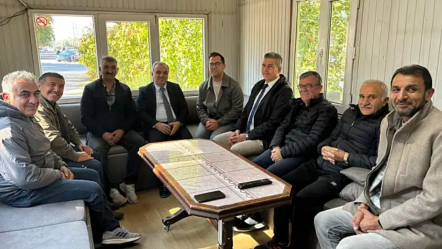 ERÜ Rektörü Altun'dan kampüs turu: Taksi durağını ziyaret etti!