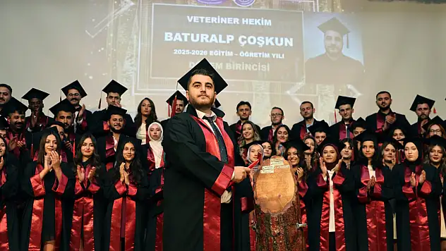 ERÜ Veteriner Fakültesi yeni mezunlarını verdi!
