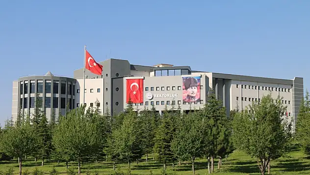 ERÜ zirveye oynuyor: Devler liginde ilk 10 başarısı!