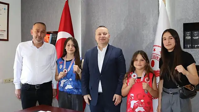 ERVA'lı sporculardan Muaythai Şampiyonasında önemli derece