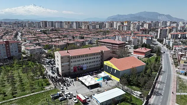 ERVA rüzgarı 52. spor okulu ile devam ediyor!