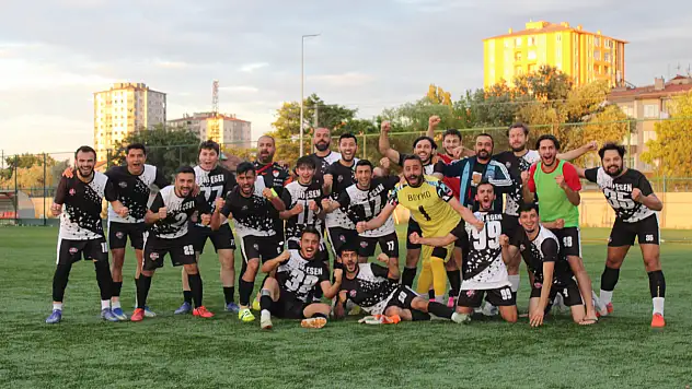 Esen 4 attı finale çıktı