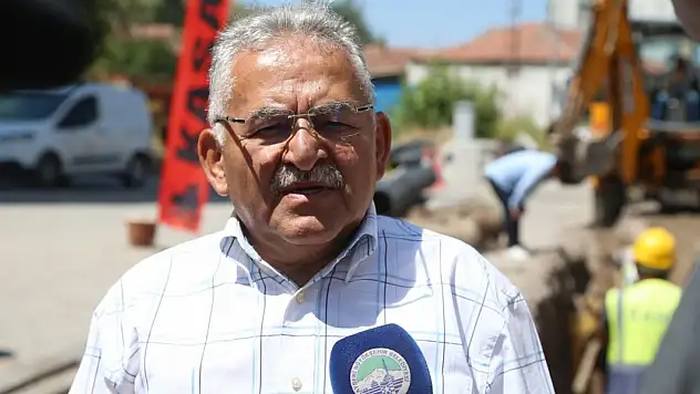 Esentepe'de su hatları yenileniyor...