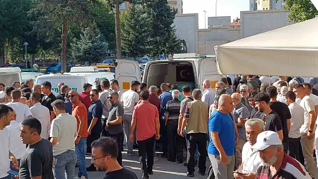 Kayseri'de eşi tarafından öldürülen talihsiz kadın toprağa verildi!