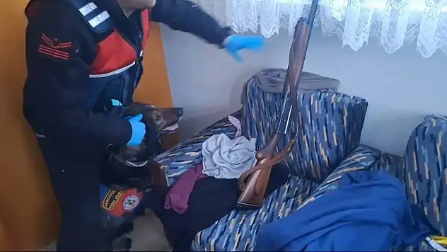 Yozgat'ta evdeki cephanelik jandarma operasyonuyla ele geçirildi!