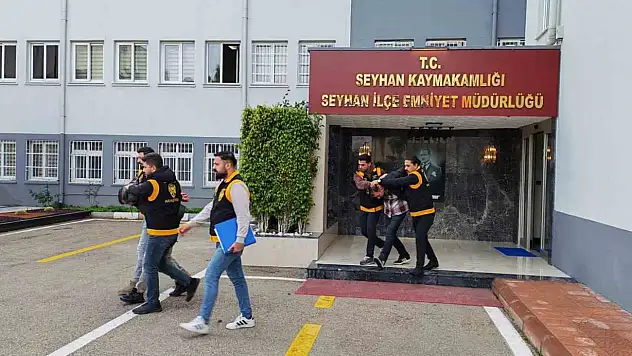 Evden el bombası çıktı!