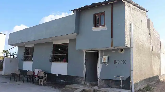 Evine el yapımı patlayıcı atıldı! Oğlunun öldürülmesinden korkuyor