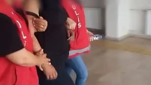 Evlilik Vaad Eden Kadın Dolandırıcı Yakalandı