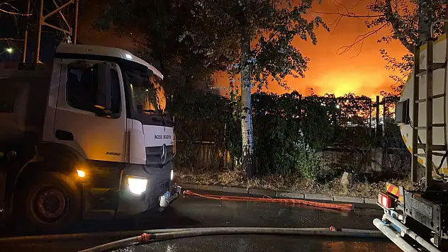 Fabrika yangınına İncesu'dan destek!