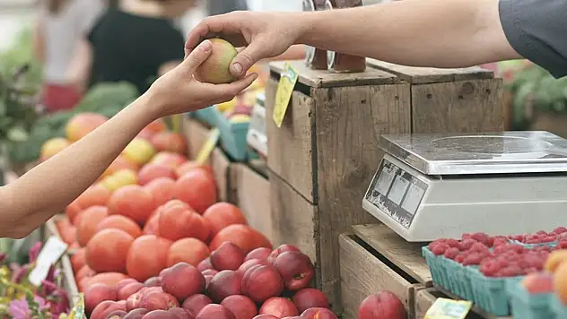 Fahiş fiyat artışı yapan 183 işletmeye 96,6 milyon TL para cezası