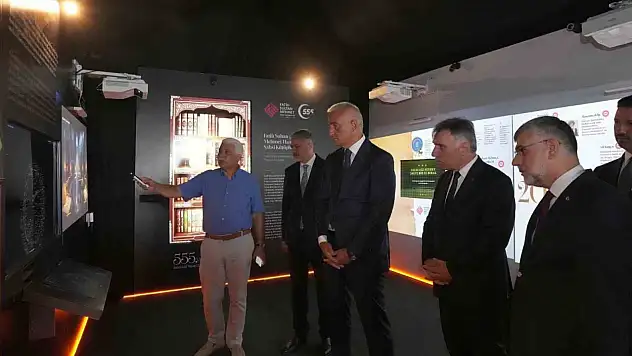 Bakan Ersoy'dan 1453'ten 2453'e uzanan yolculuk