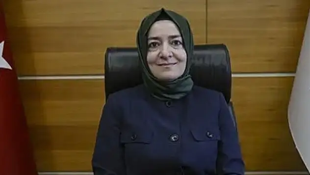 Fatma Betül Sayan Kaya görevlerinden affını istedi