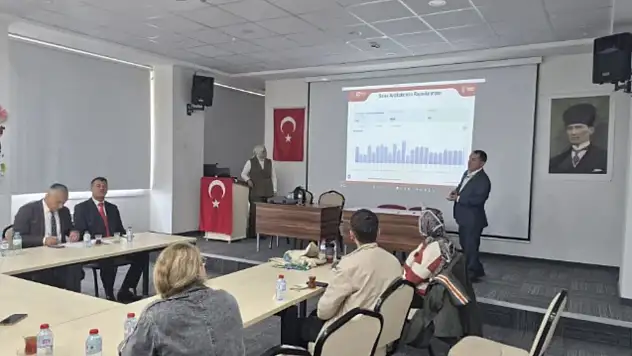 Felahiye'de eğitimciler aynı masada buluştu!