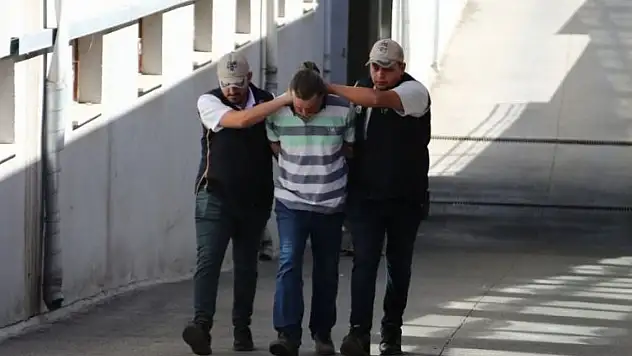 FETÖ'den aranan öğretmen yakalandı!