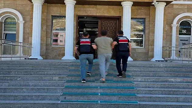 FETÖ firarisi Sivas'ta yakalandı