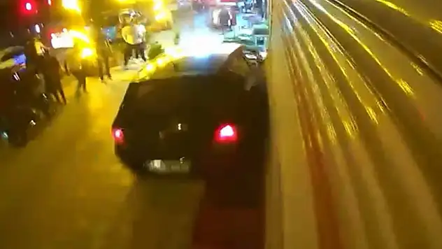 Freni boşalan otomobil yokuş aşağı kaydı