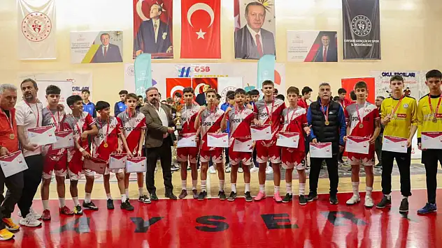 Kayseri'de Futsal Yıldız Erkekler İl Birinciliği Şampiyonları Belli Oldu