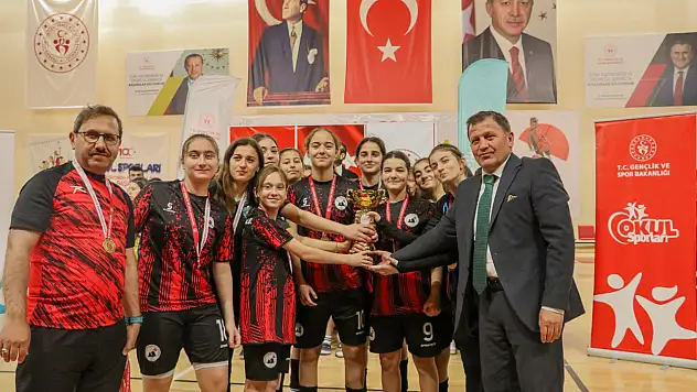 Futsal Yıldız Kızlar Türkiye İl Birinciliği Kayseri'de tamamlandı!