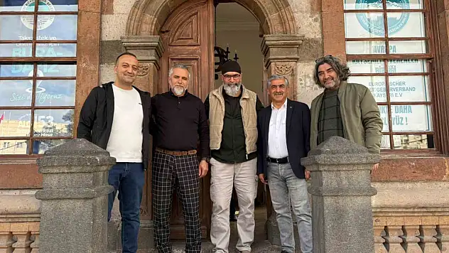 Avrupalı gazeteciden AKİB'e övgü