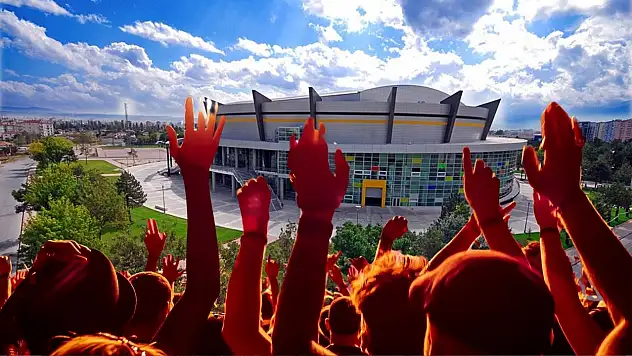 Gecenin tınısı Kayseri'den yükseliyor: Kültürler arası yolculuk başlıyor!