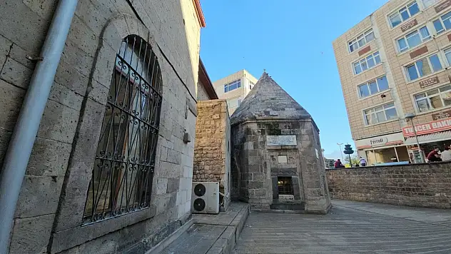 Geleneksel Türk-İslam Sanatları Tennuri Türbesinde yaşatıldı
