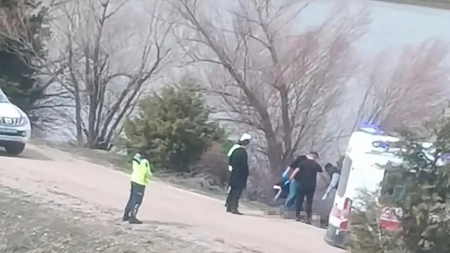 8 yerinden bıçaklayıp baraja attılar