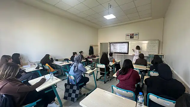 Genç KAYMEK Gençlik Merkezlerinde ilk gün heyecanı!