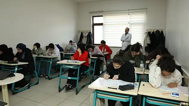 Genç KAYMEK'in başarısı tescillendi: LGS ve YKS'de adından söz ettirdi!