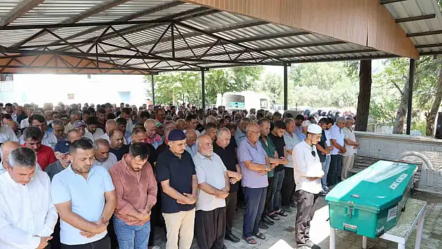 Adana'daki göçükte hayatını kaybetti! Bekir Çelik'e acı veda