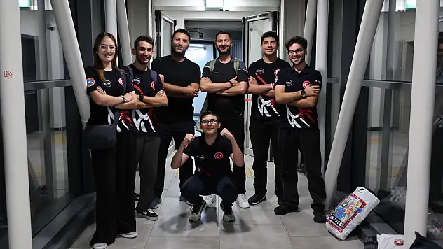 GÖKTİM KartalAir Takımı dünya birincisi oldu