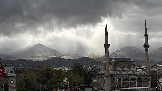 Gökyüzüne bakıp moraliniz bozuluyorsa dikkat! Sonbahar depresyonuna girmiş olabilirsiniz…