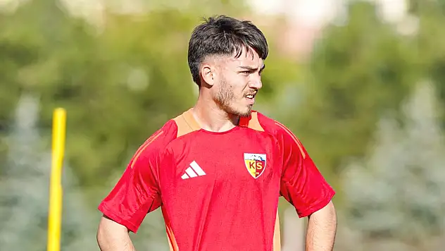 Görenler işte Kayserispor'un yeni transferi dedi! Emrah Başsan paylaşmıştı