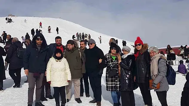 Görme engelliler Erciyes'te kaynaştı