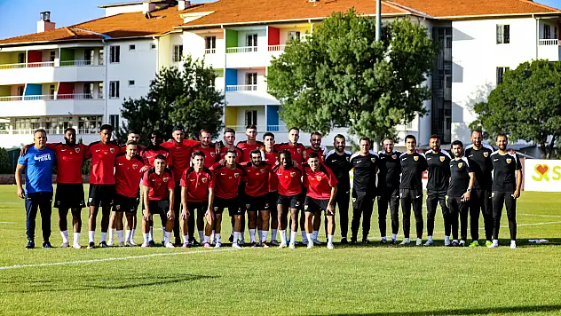 Gözler onu aradı! Kayserispor'dan ayrıldı mı?