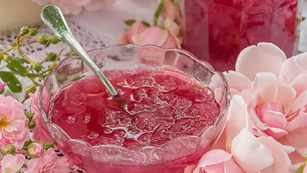 Gül reçeli nasıl yapılır?